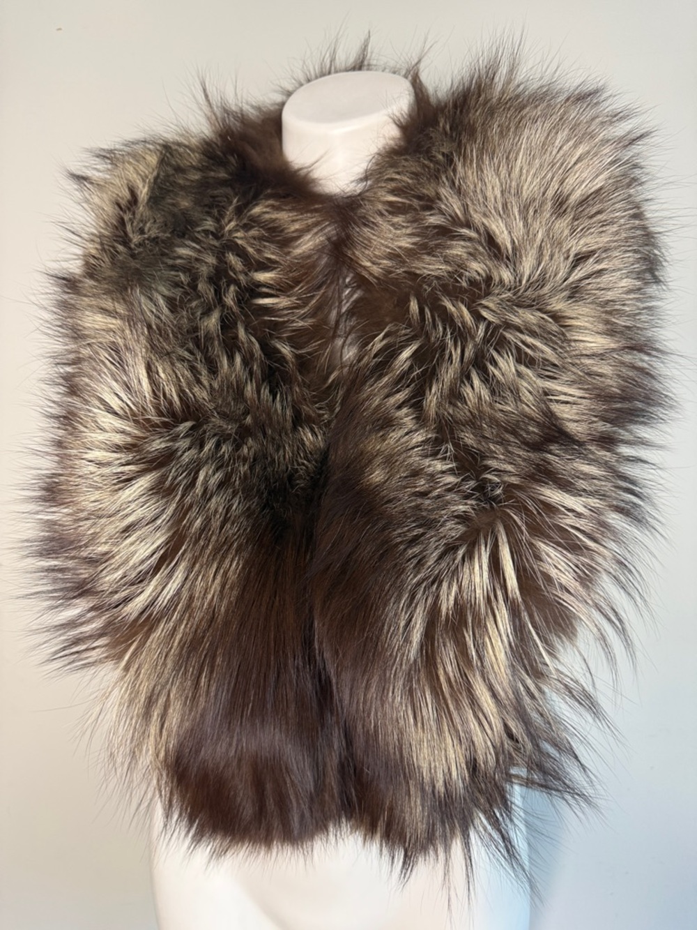 Saga Silver Fox Fur Collar Large